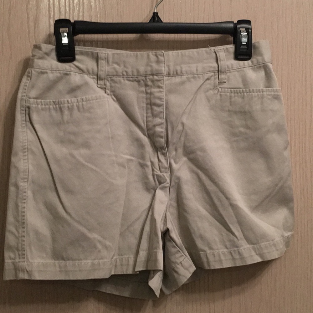 New York & Co. Khaki Shorts Size 8